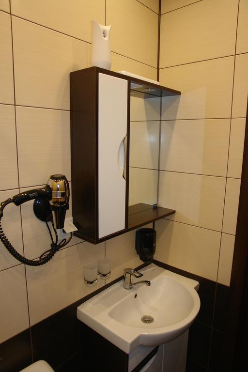 Hotel Sicilia 초르노모르스크 외부 사진