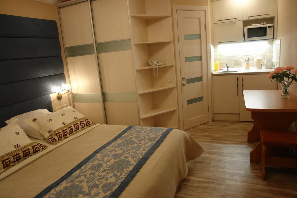 Hotel Sicilia 초르노모르스크 외부 사진