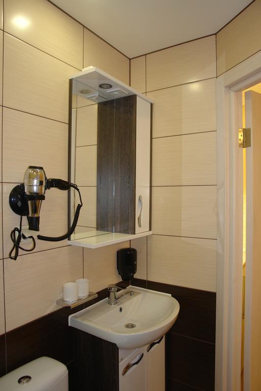 Hotel Sicilia 초르노모르스크 외부 사진